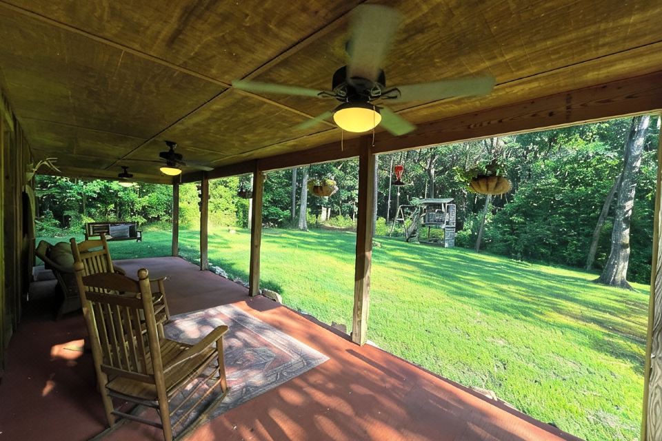 Photo 5 of 6