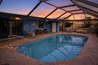 Modern Pool Home • Central Fort Myers Location - Private Pools