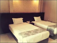 Mutiara Balige Hotel - Parvekkeita