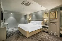 Sunday Hotel & Convention Centre by CheckIn, Vadodara - พร้อมอาหารเช้า