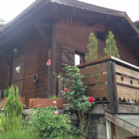 Small chalet 40m2 cocooning 2 bedrooms ( 2 persons )MORZINE