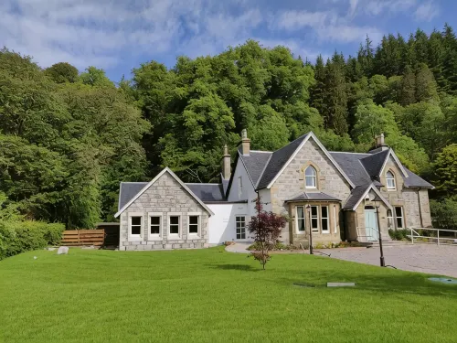 Rokeby Manor - Pet Friendly