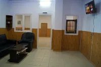 Yuzhnyij Dvorik Hostel