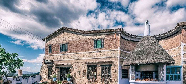 Auberge Dardara Отели в г. Шефшауэн