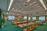 Hotel Meerane, Awad Deutsche Hotels Hospitality GmbH - Parkplatz
