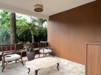 雅爾丁斯旅館 - 小旅館