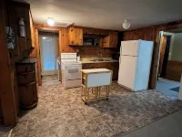 Beach Front Cottage - Lake Superior - 4-Star
