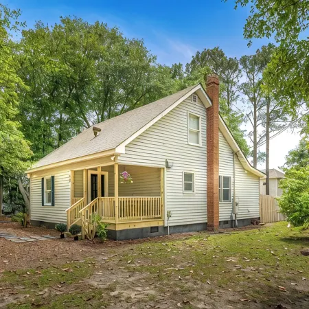 Charming 3BR/2BA Cottage in the Village of Pinehurst –Walk to Almost Everything!