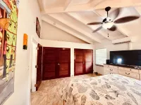1 Br Oceanfront Condo Sleeps 4! Cane Bay! ST Croix, Usvi Caribbean No Passport!