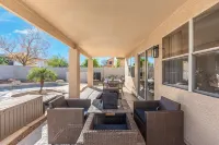 Brand New Spacious 5Br with Heated Pool & Hot Tub & Mini Putt - สระว่ายน้ำส่วนตัว