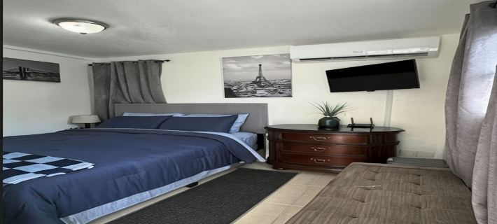 Charming 1-bedroom house in terrific Delray Beach with AC Hotels in Delray Beach