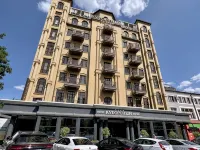 Kurortnyij Hotel - parking