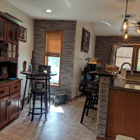 Lake Channel 'Brewhaus' Townhouse: 2 Bedrooms with 6 Levels on Lake Winnebago