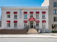 Samesun Montreal Hotels near Clock Tower Beach