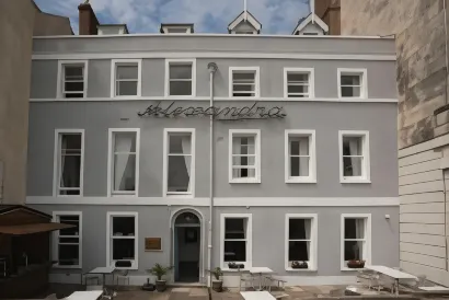 Alexandra Hotel