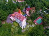 Sky Valle Hotel Hotels near Wax Museum