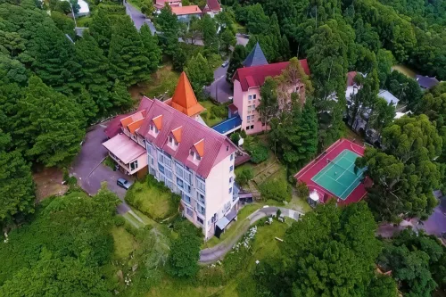 Sky Valle Hotel