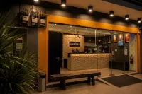 H Hotel - Bãi đậu xe