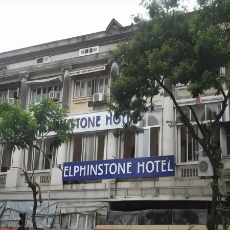 Elphinstone Hotel Отели рядом с достопримечательностью «Центральный железнодорожный вокзал Мумбаи»