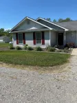 Duplex in the country ten minutes from Frankenmuth-Betty’s Birch Run Road Place. - WiFi
