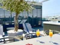 Skipper Beachfront Suites Hotels in Hersonissos