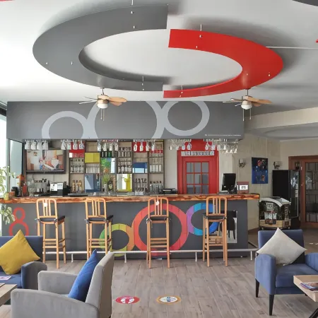 Serpina Hotel