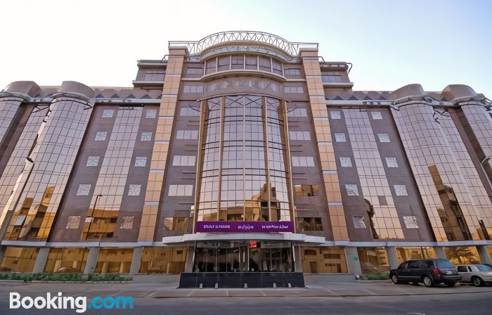 Vercure Jeddah Al Hamraa Hotel