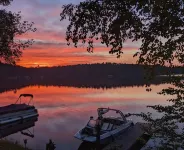 Northwoods Nirvana! Cozy Winter Cabin on Catfish Lake - 무료 와이파이