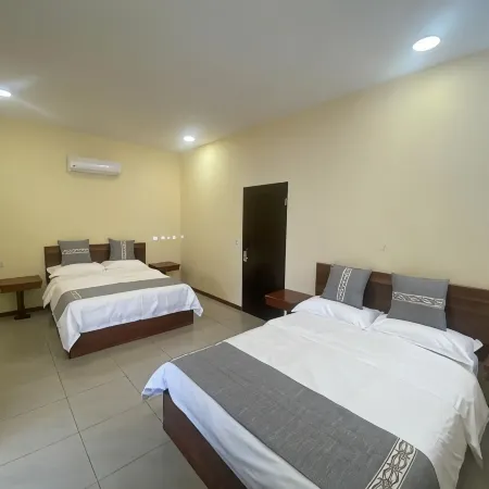 Villa Garita Inn Отели рядом с достопримечательностью «Зоопарк Аве»