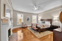 Warm and Spacious 2 Bedroom - Balkoner