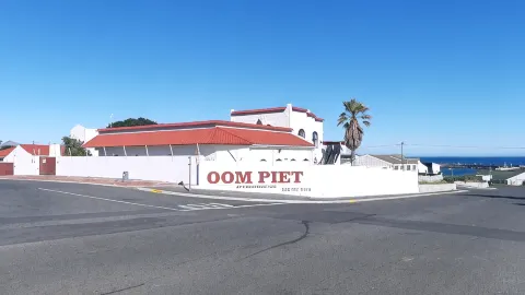 Oom Piet Accommodation in Gansbaai