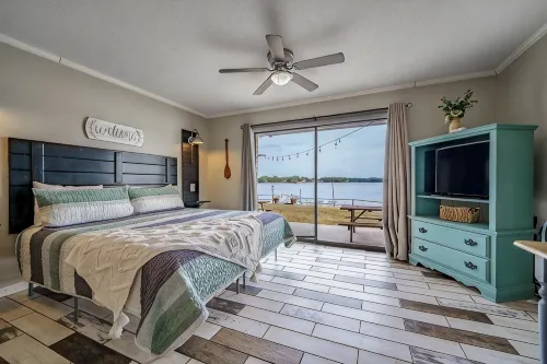Willow Beach Resort - 2-Star
