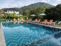 The Royal Bamboo Lodges - Pools