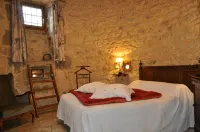 Château de Bessas - Bed and breakfasts