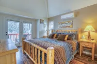 SKI IN/OUT, HOT TUB. 4 Bed 4.5 bath, 3 Kings, sleeps 20! 45 min to Glacier. - Hot Tub