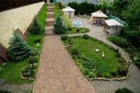 Golden Goose Guest House - Inns