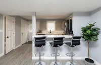 A Private Boho-Modern Stay Minutes to Downtown w/ KING Bed and Hidden Nook! - Bungalows