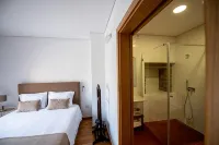 Old house restored in Douro, 5 km from Vila Real. Comfort and tranquility. - พร้อมระเบียง