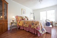 Private Respite Breathe Deeply Cabin with Garden, SwimSpa/Hot Tub, Fire Pit - Private Pools