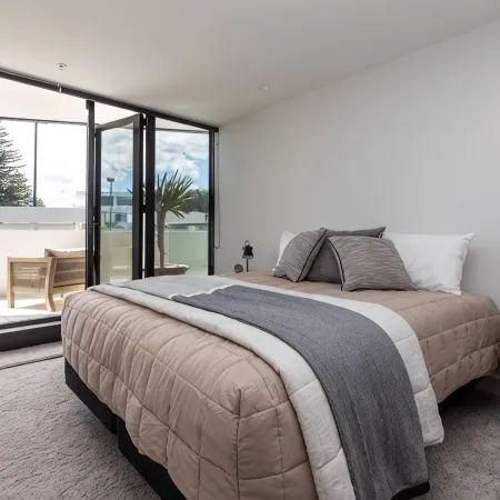 Designer Seaview Chic accommodation for the discerning traveler