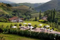 Auberge Ostapé Hotels in Bidarray