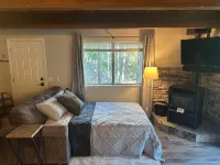 Cozy Peaceful Cabin in the Woods of Mi-Wuk Village. - Chalets