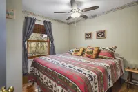 Creekside Delight!! Near Orchard, Rivers, Vineyard, Hiking, 3Kings-Sleeps10 Fido - petit déjeuner