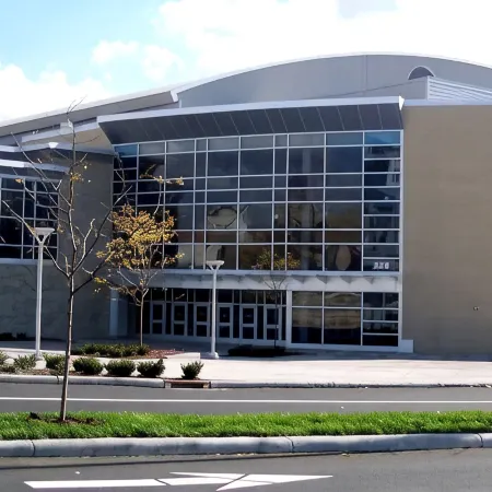 Holiday Inn Express & Suites YOUNGSTOWN WEST - AUSTINTOWN by IHG