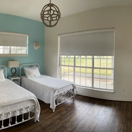 Modern Farmhouse Retreat on 55+ Acres Between DFW and Houston. Hoteles en Condado de Freestone