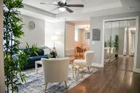 Cozy 2-Bedroom Apartment Minutes from Downtown - Condos