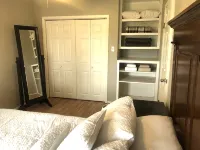 Cozy Country Cottage is family friendly, small taste of country close to town. - 3-stjärniga
