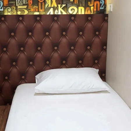 FixOn Capsule Hotel