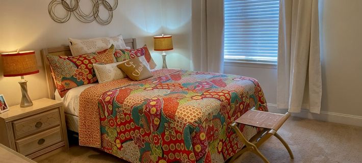 Adorable & recently renovated condo within walking distance to downtown Clemson. Hoteles en Clemson