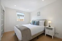 Walk to Beach - Remodeled Coastal 3 Beds Home Safe Town Highway 1 Near SF / SFO - 3-Star